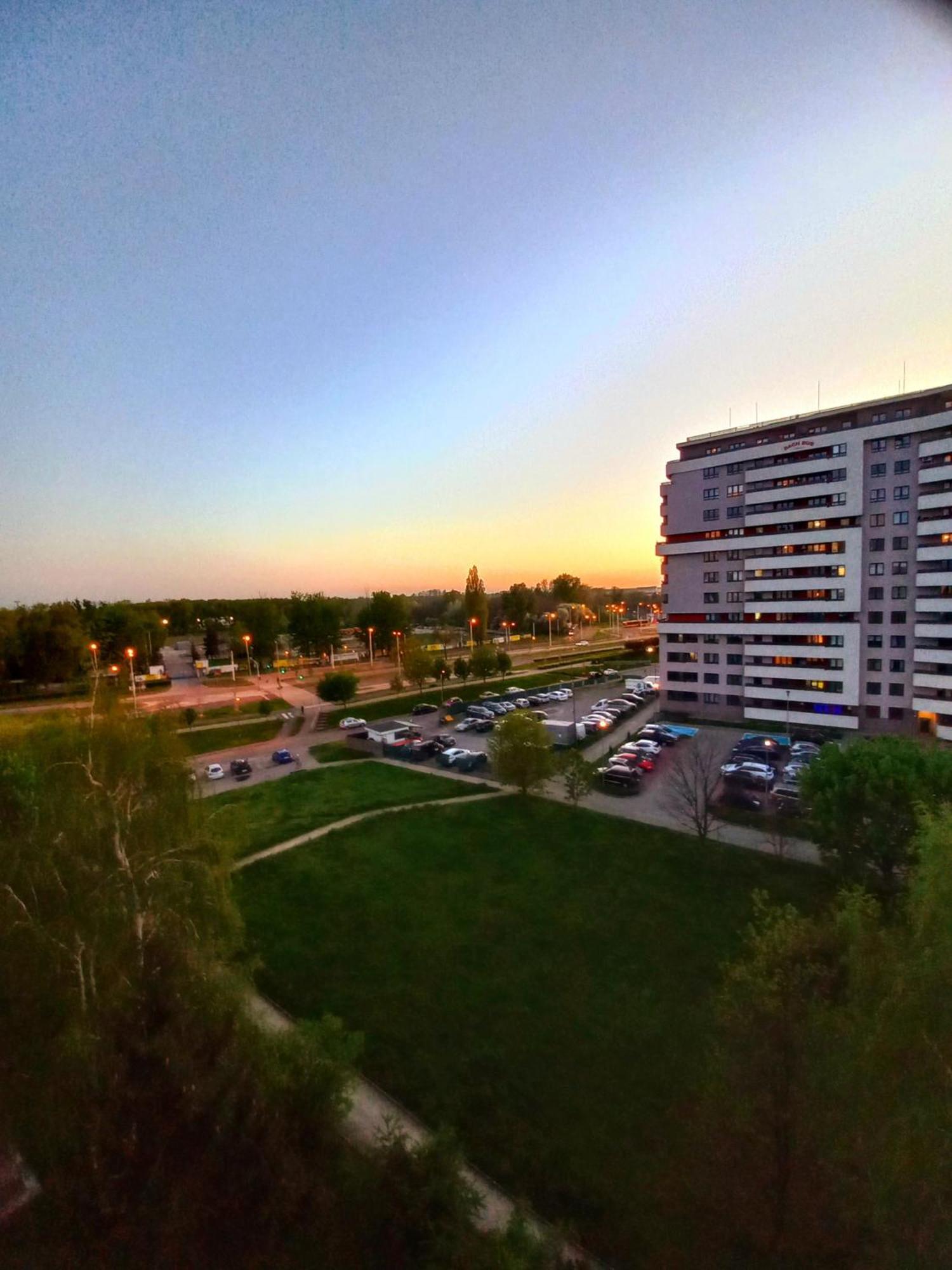 Neoapartments Lotnicza Wrocław Eksteriør billede